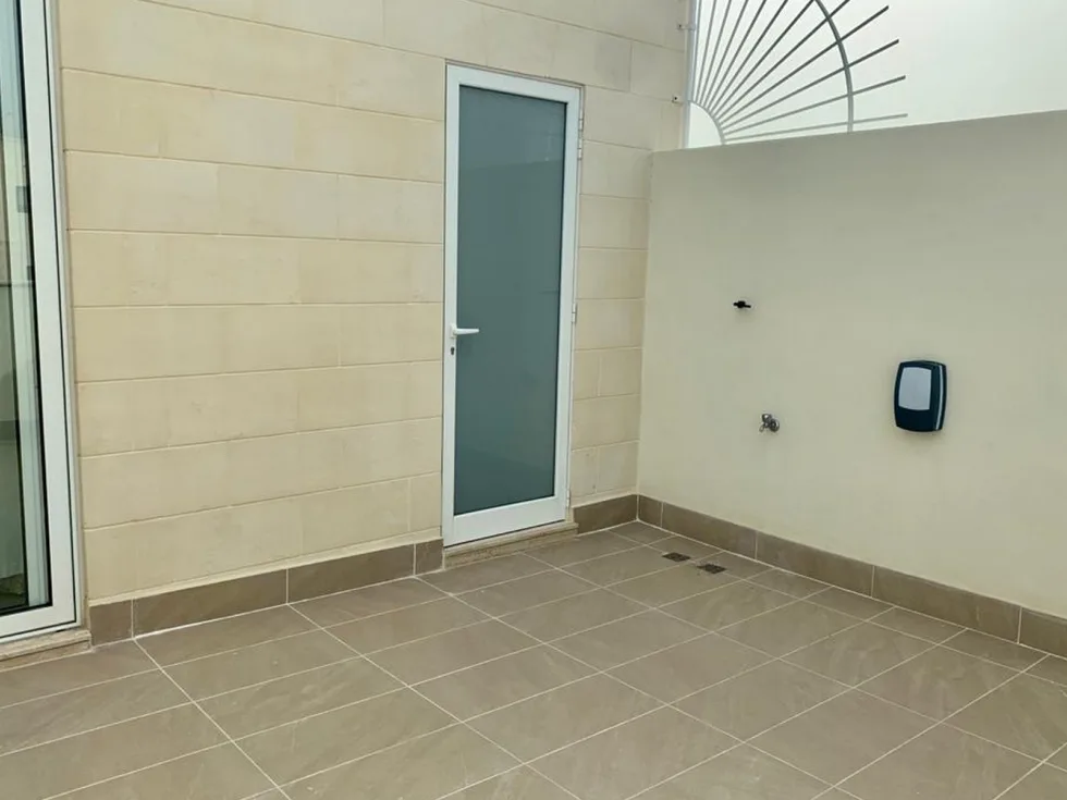 3 bed Penthouse For Rent in Sliema, Sliema - thumb 12