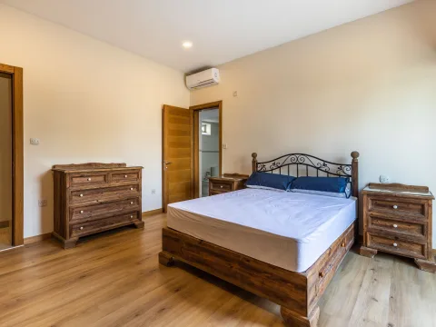 5 bed Terraced House For Rent in Attard, Attard - thumb 7