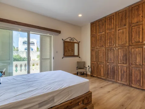 5 bed Terraced House For Rent in Attard, Attard - thumb 8