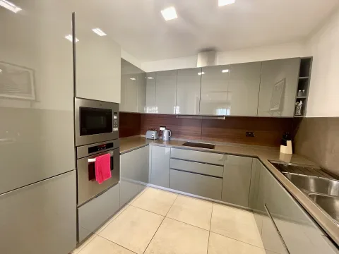 3 bed Apartment For Rent in Sliema, Sliema - thumb 10