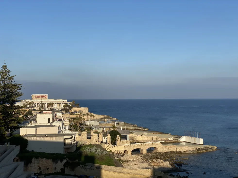 2 bed Apartment For Rent in St Julian's, St Julian's - thumb 2