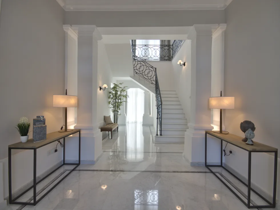 4 bed Town House For Rent in Ta' Xbiex, Ta' Xbiex - thumb 1