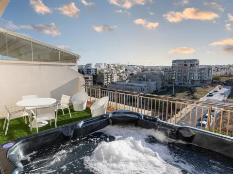 2 bed Penthouse For Sale in St Julian's, St Julian's - thumb 19