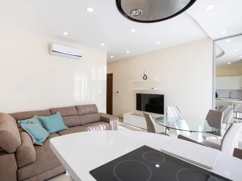 2 bed Penthouse For Sale in St Julian's, St Julian's - thumb 8