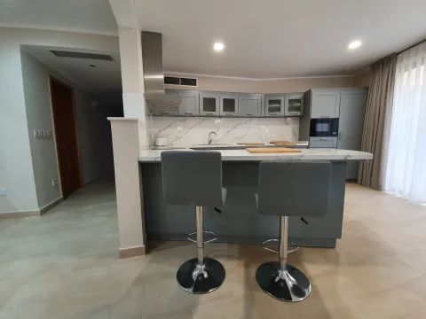 3 bed Apartment For Rent in St Julian's, St Julian's - thumb 10