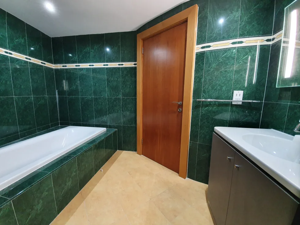 3 bed Apartment For Rent in St Julian's, St Julian's - thumb 16