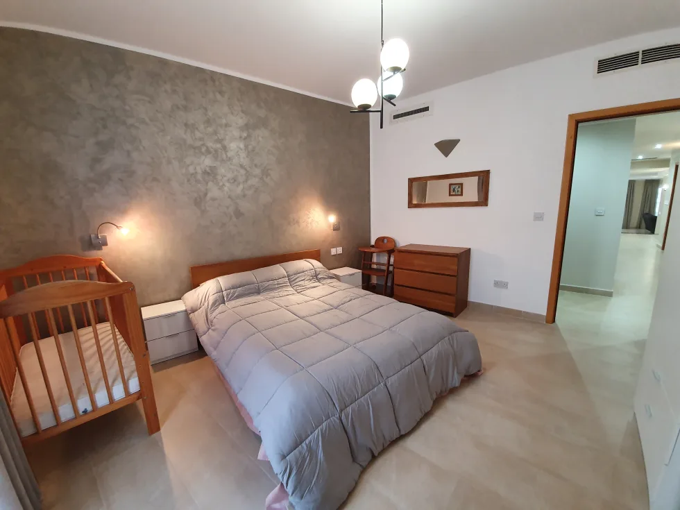 3 bed Apartment For Rent in St Julian's, St Julian's - thumb 18