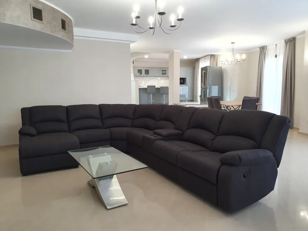 3 bed Apartment For Rent in St Julian's, St Julian's - thumb 3