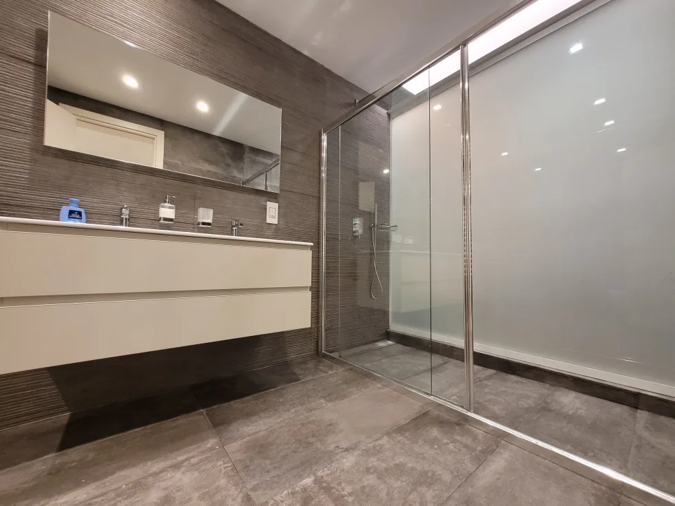 2 bed Apartment For Rent in St Julian's, St Julian's - thumb 17