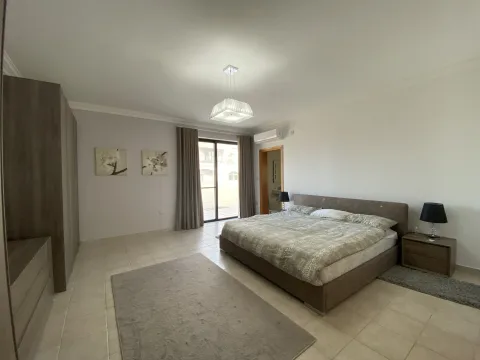 3 bed Penthouse For Rent in St Julian's, St Julian's - thumb 10
