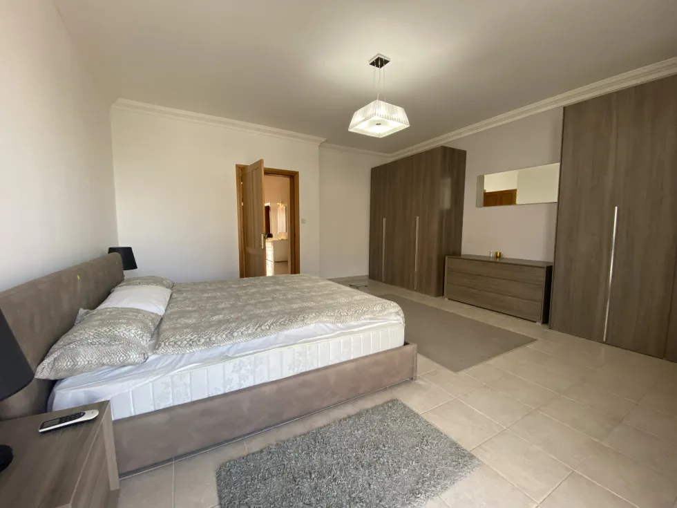 3 bed Penthouse For Rent in St Julian's, St Julian's - thumb 11