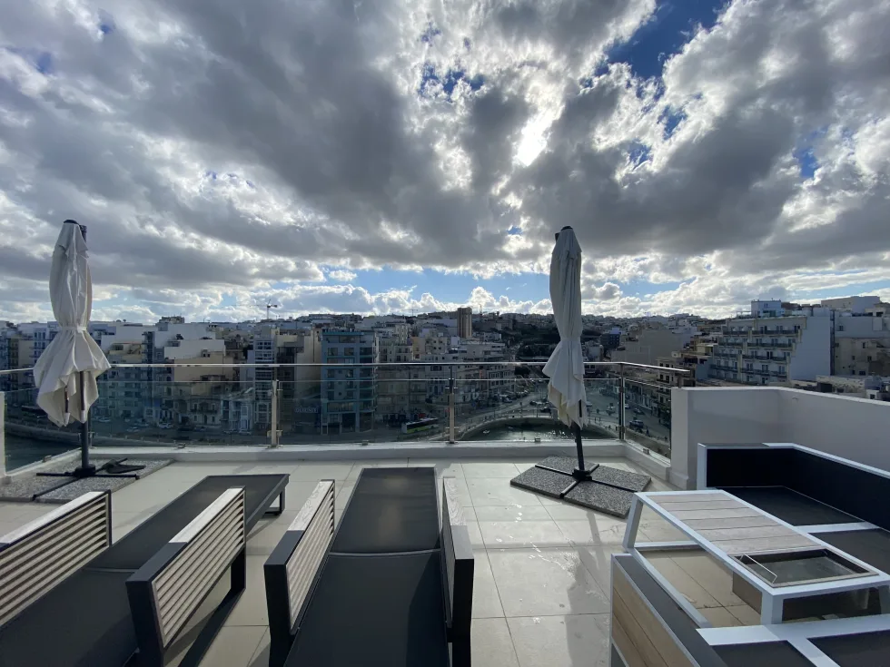 3 bed Penthouse For Rent in St Julian's, St Julian's - thumb 4