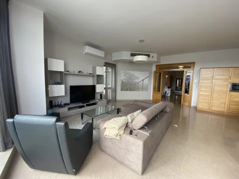 3 bed Penthouse For Rent in St Julian's, St Julian's - thumb 5