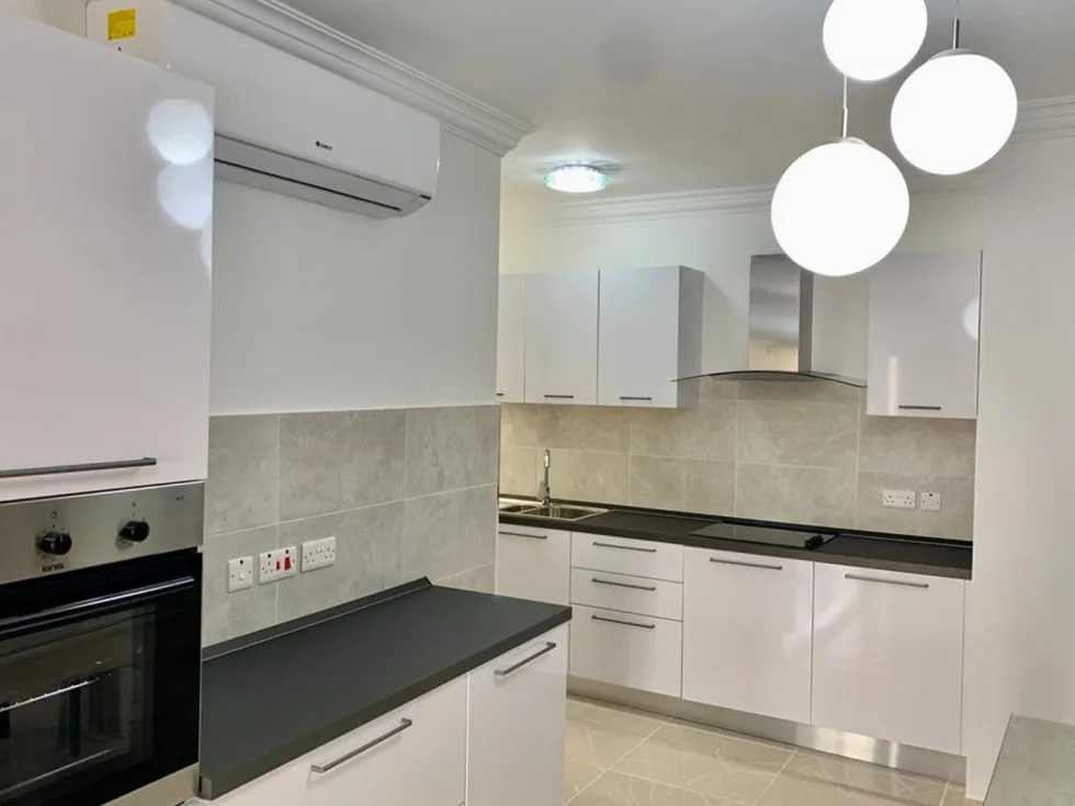 3 bed Apartment For Rent in Sliema, Sliema - thumb 7