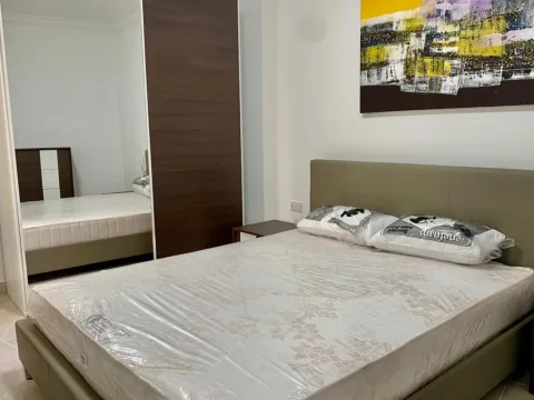 3 bed Apartment For Rent in Sliema, Sliema - thumb 8