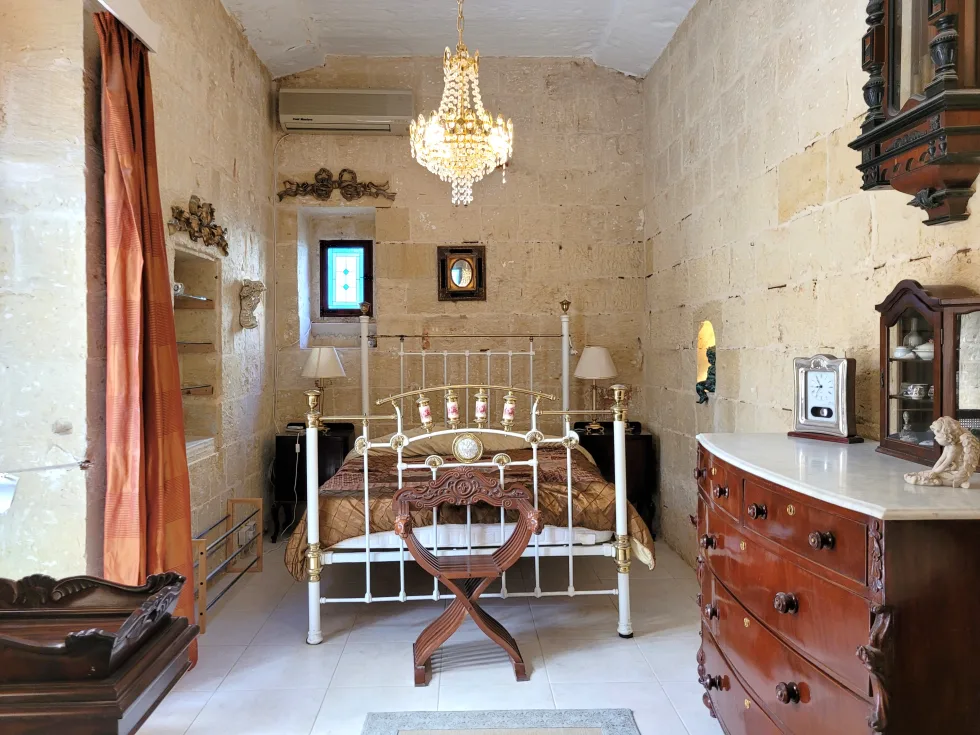 4 bed House of Character For Rent in Zurrieq, Zurrieq - thumb 13