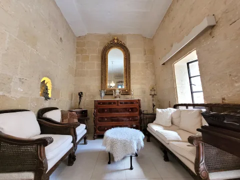 4 bed House of Character For Rent in Zurrieq, Zurrieq - thumb 6