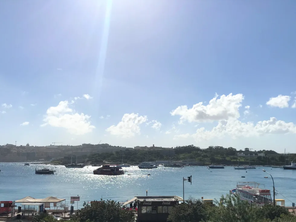 3 bed Apartment For Rent in Sliema, Sliema - thumb 1