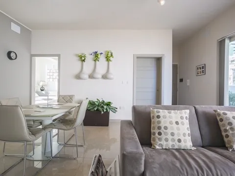 1 bed Penthouse For Rent in Sliema, Sliema - thumb 10