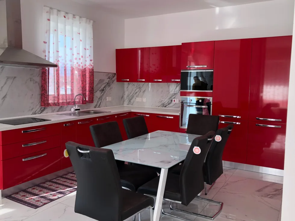 3 bed Penthouse For Rent in Bahar ic-Caghaq, Bahar ic-Caghaq - thumb 4