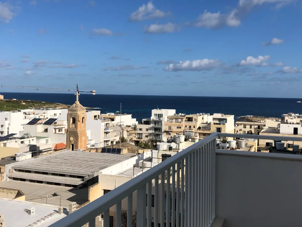 3 bed Penthouse For Rent in Bahar ic-Caghaq, Bahar ic-Caghaq - thumb 2