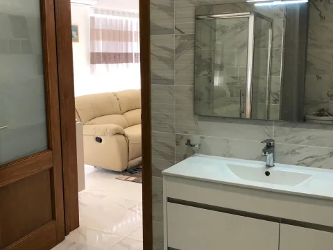 3 bed Penthouse For Rent in Bahar ic-Caghaq, Bahar ic-Caghaq - thumb 8