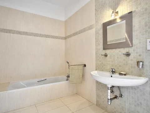 3 bed Apartment For Rent in St Julian's, St Julian's - thumb 11