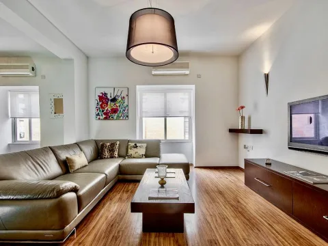 3 bed Apartment For Rent in St Julian's, St Julian's - thumb 2