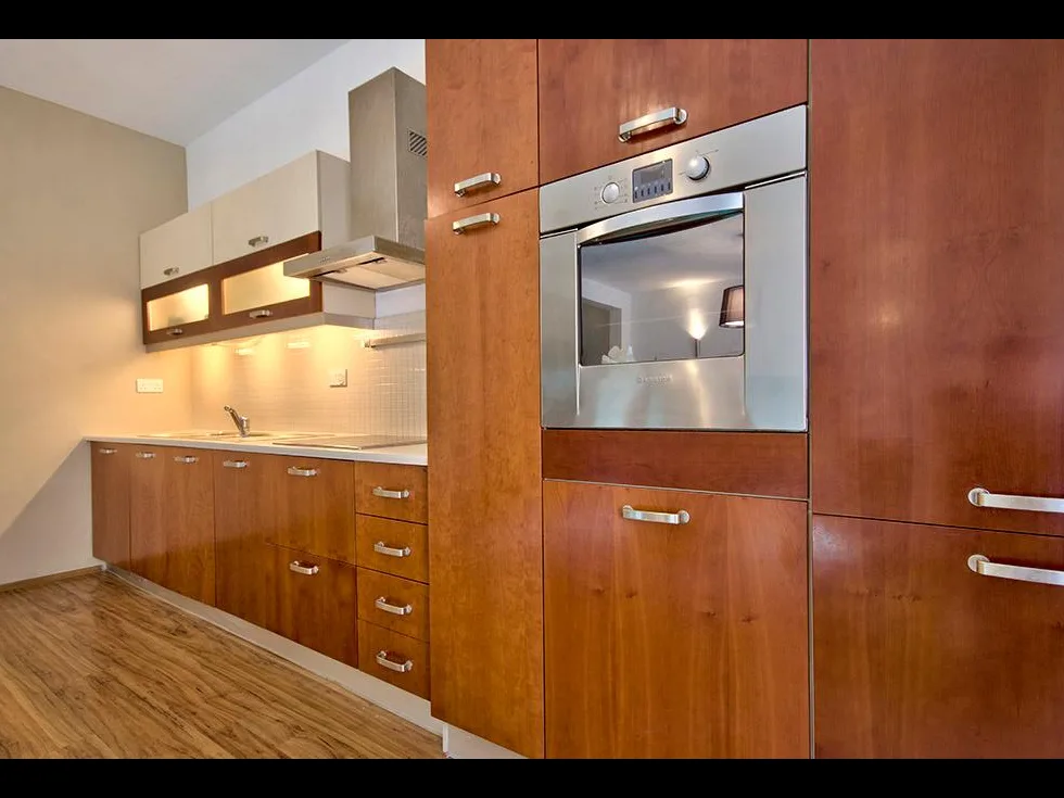 3 bed Apartment For Rent in St Julian's, St Julian's - thumb 4