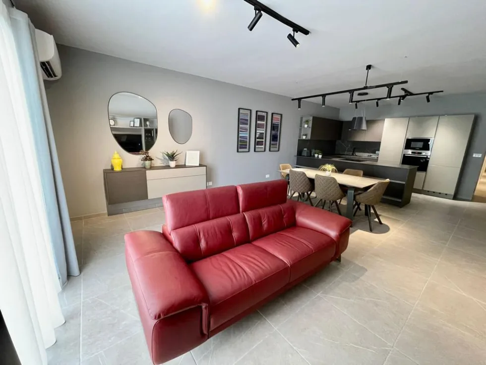 3 bed Apartment For Rent in Sliema, Sliema - thumb 1