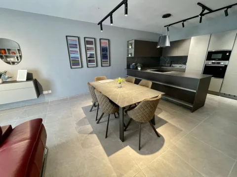 3 bed Apartment For Rent in Sliema, Sliema - thumb 2