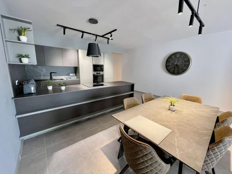 3 bed Apartment For Rent in Sliema, Sliema - thumb 3