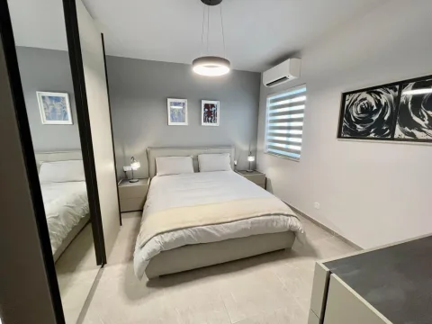 3 bed Apartment For Rent in Sliema, Sliema - thumb 7