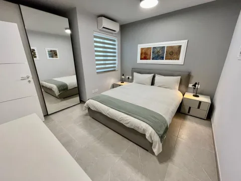 3 bed Apartment For Rent in Sliema, Sliema - thumb 8