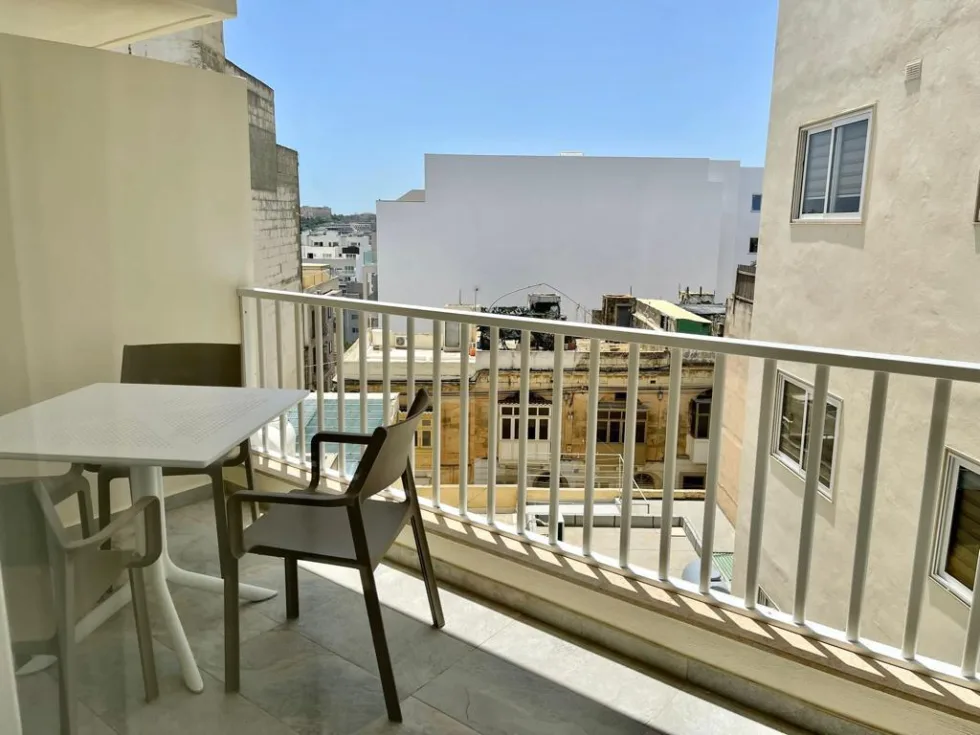 3 bed Apartment For Rent in Sliema, Sliema - thumb 9