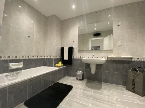 3 bed Apartment For Rent in Sliema, Sliema - thumb 10