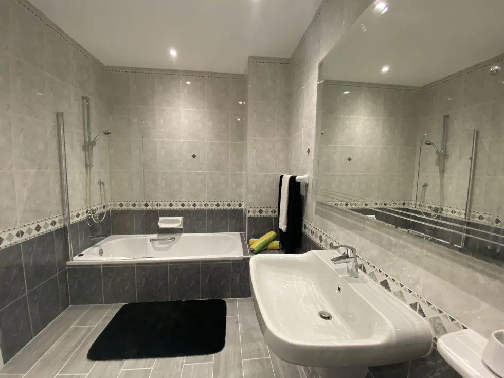 3 bed Apartment For Rent in Sliema, Sliema - thumb 15