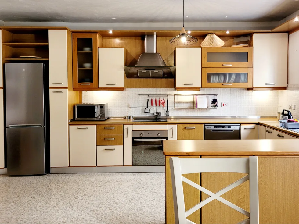 3 bed Terraced House For Rent in St Julian's, St Julian's - thumb 9