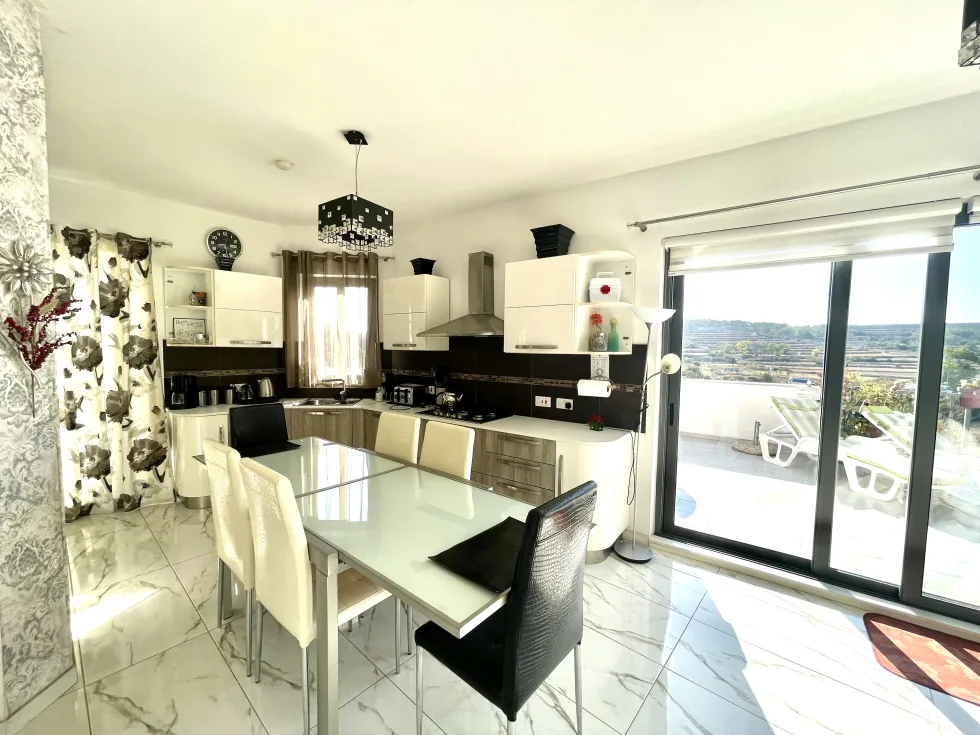 4 bed Penthouse For Sale in Marsaxlokk, Marsaxlokk - thumb 5