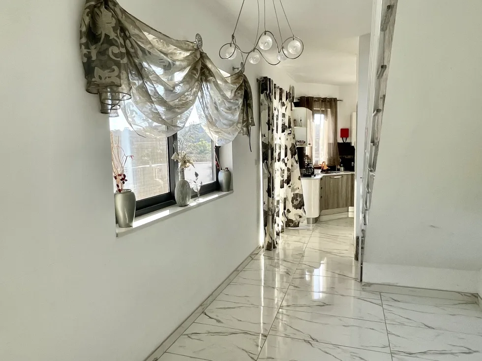 4 bed Penthouse For Sale in Marsaxlokk, Marsaxlokk - thumb 8