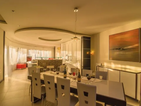 6 bed Villa For Rent in Marsascala, Marsascala - thumb 11