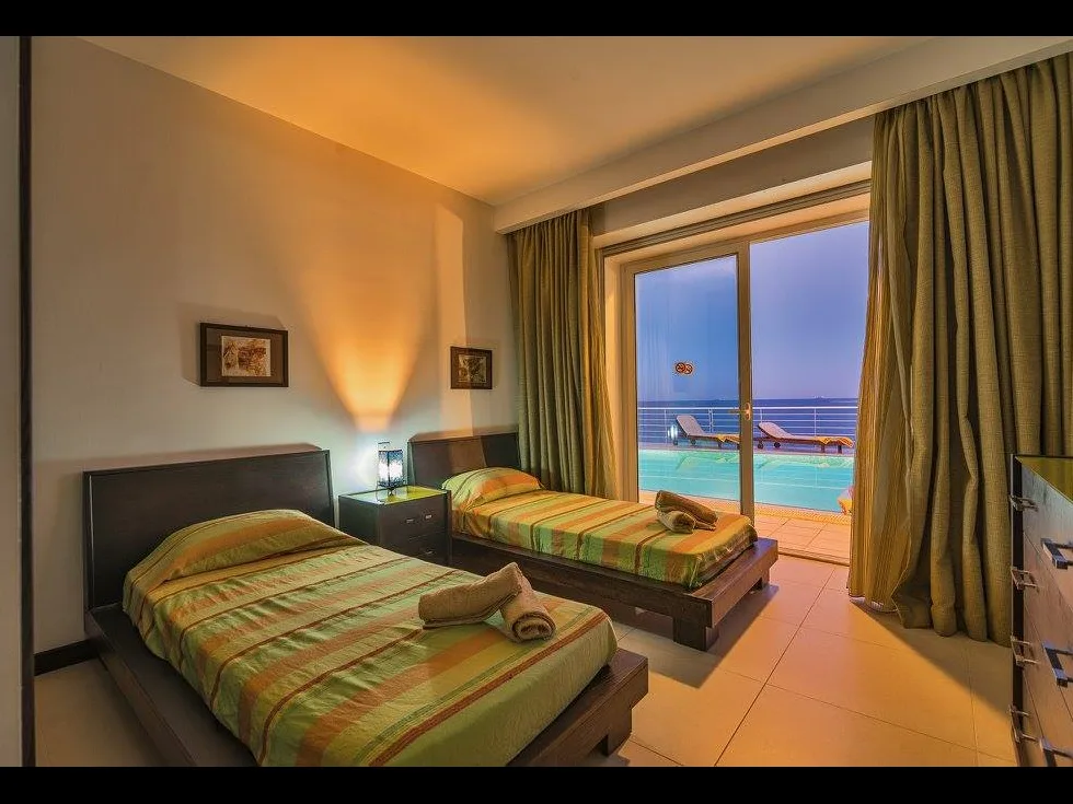 6 bed Villa For Rent in Marsascala, Marsascala - thumb 14