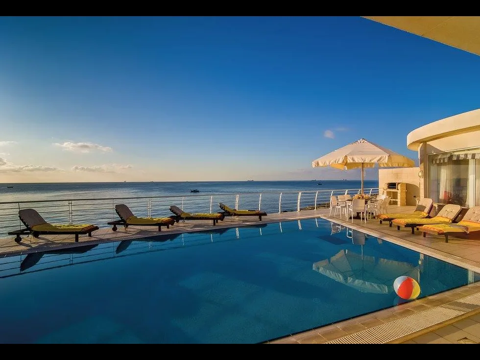 6 bed Villa For Rent in Marsascala, Marsascala - thumb 2