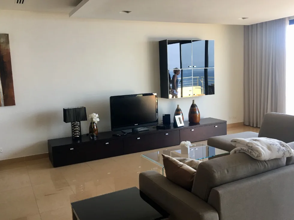 3 bed Penthouse For Rent in Sliema, Sliema - thumb 2