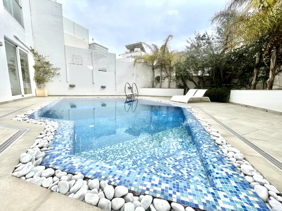 5 bed Villa For Rent in Lija, Lija - thumb 1