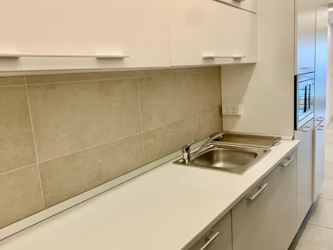 0 bed Office For Rent in Sliema, Sliema - thumb 4