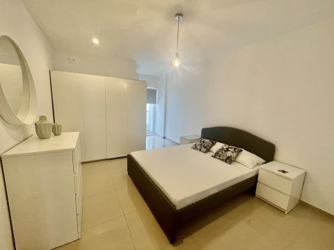 2 bed Apartment For Rent in St Julian's, St Julian's - thumb 7