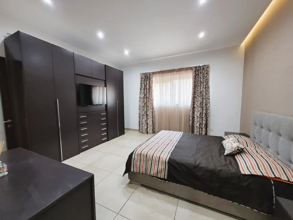 3 bed Apartment For Rent in Sliema, Sliema - thumb 6