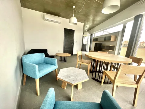 2 bed Penthouse For Rent in Sliema, Sliema - thumb 4