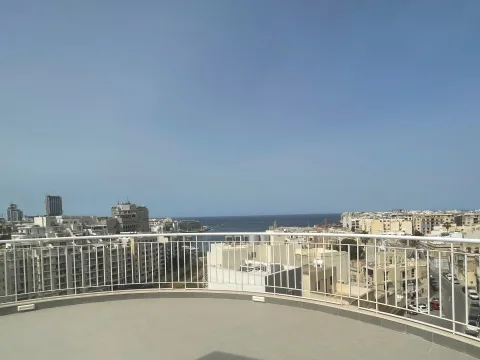 2 bed Penthouse For Rent in Sliema, Sliema - thumb 9